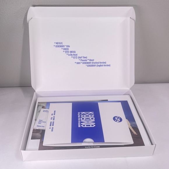 Stray Kids Karma - Hooray Version - Walmart Exclusive - Opened - No Photo Cards - Picture 3 of 3